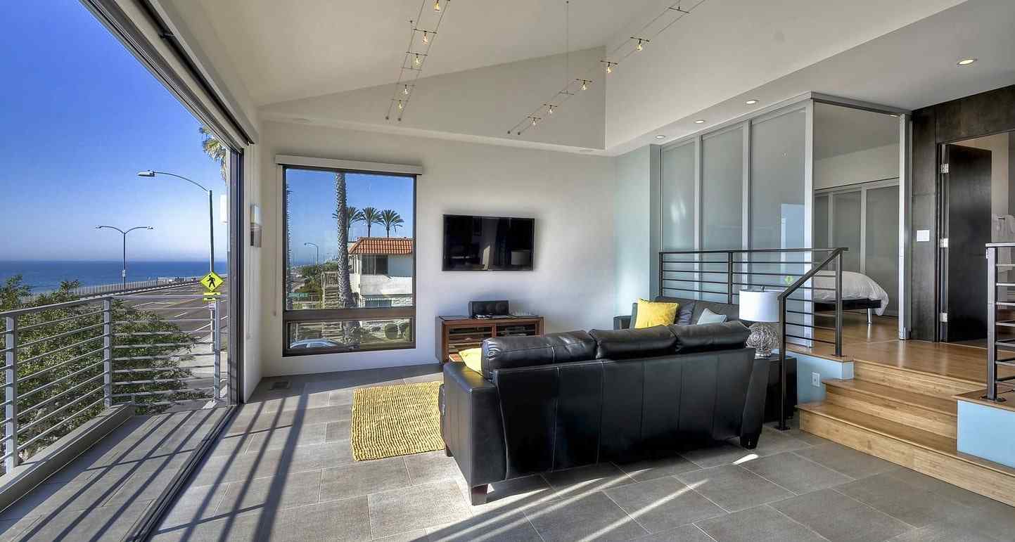 studio bedroom custom frosted glass bypassing doors